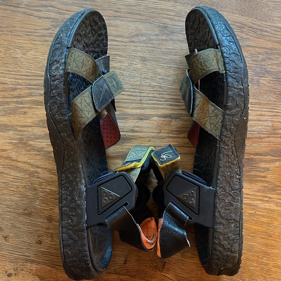 Nike Air Deshütz - Sig Zane - Picture 12 of 16